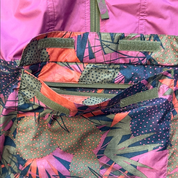 The North Face Girls Stowaway Windbreaker Jacket L 14/16 Pink Floral - Picture 8 of 16